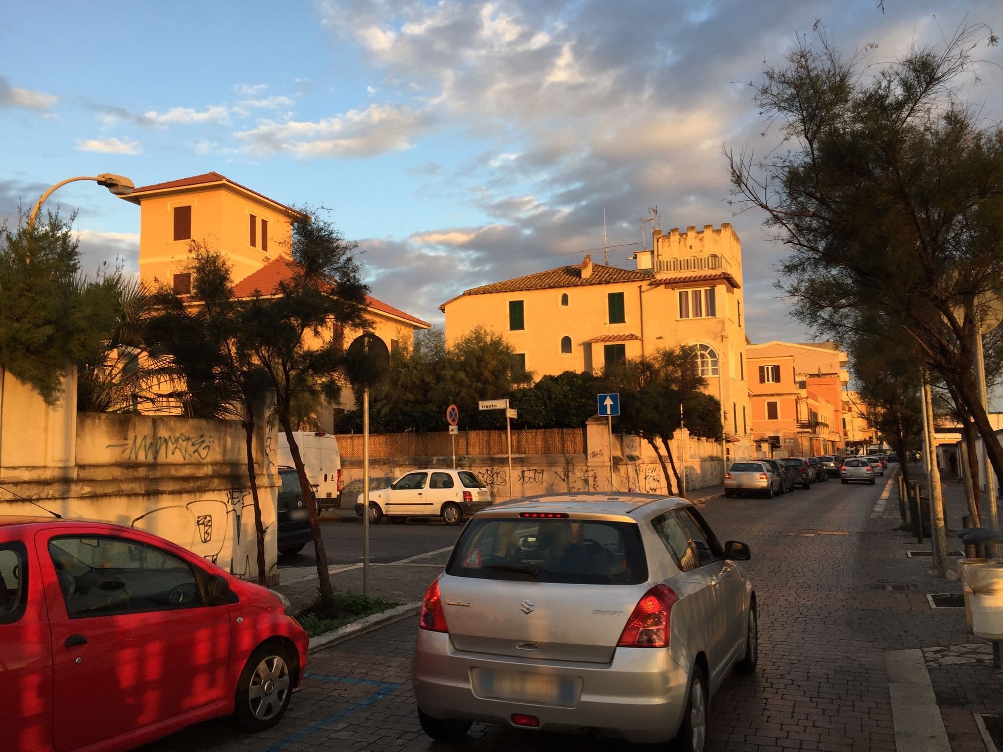 Street view near Nottola B&B, Ladispoli — © geodrinx (CC BY-SA · Mapillary)