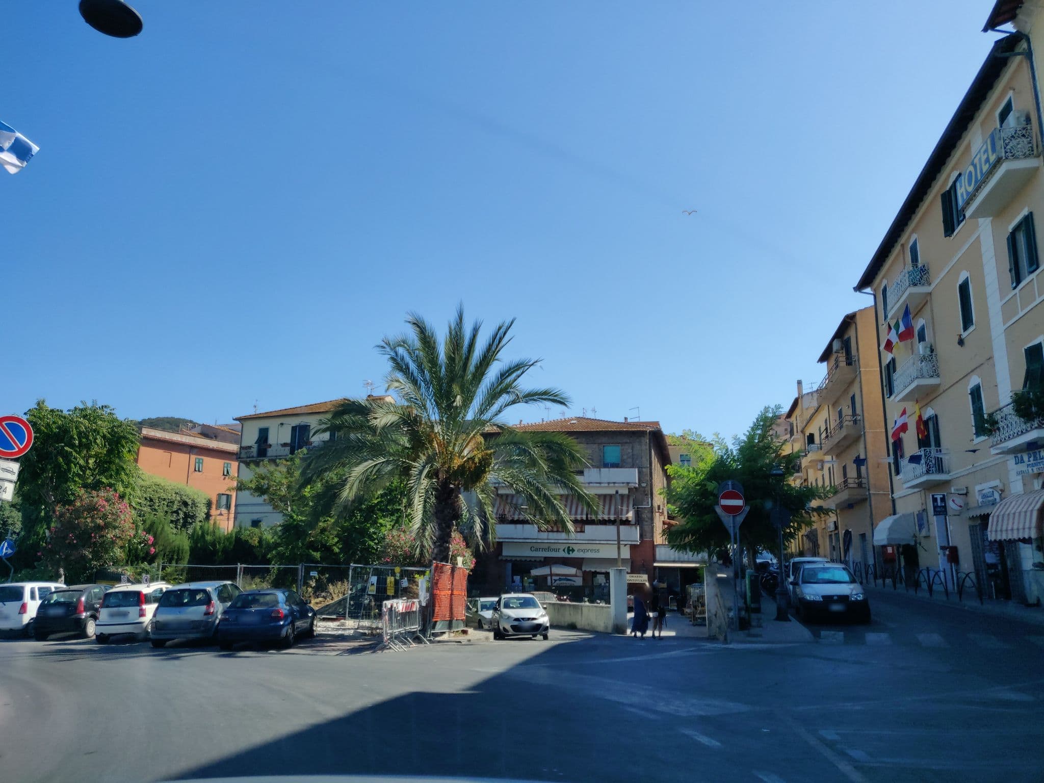 Street view near Hotel Alfiero, Monte Argentario — © panbauletto (CC BY-SA · Mapillary)
