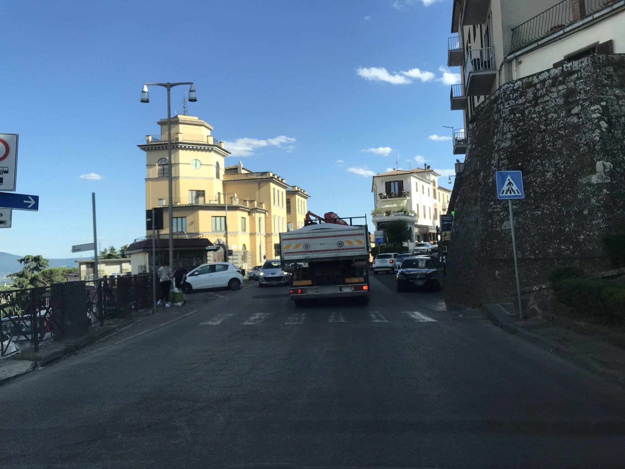 Street view near Hotel Italia & Lombardi, Montefiascone — © panbauletto (CC BY-SA · Mapillary)