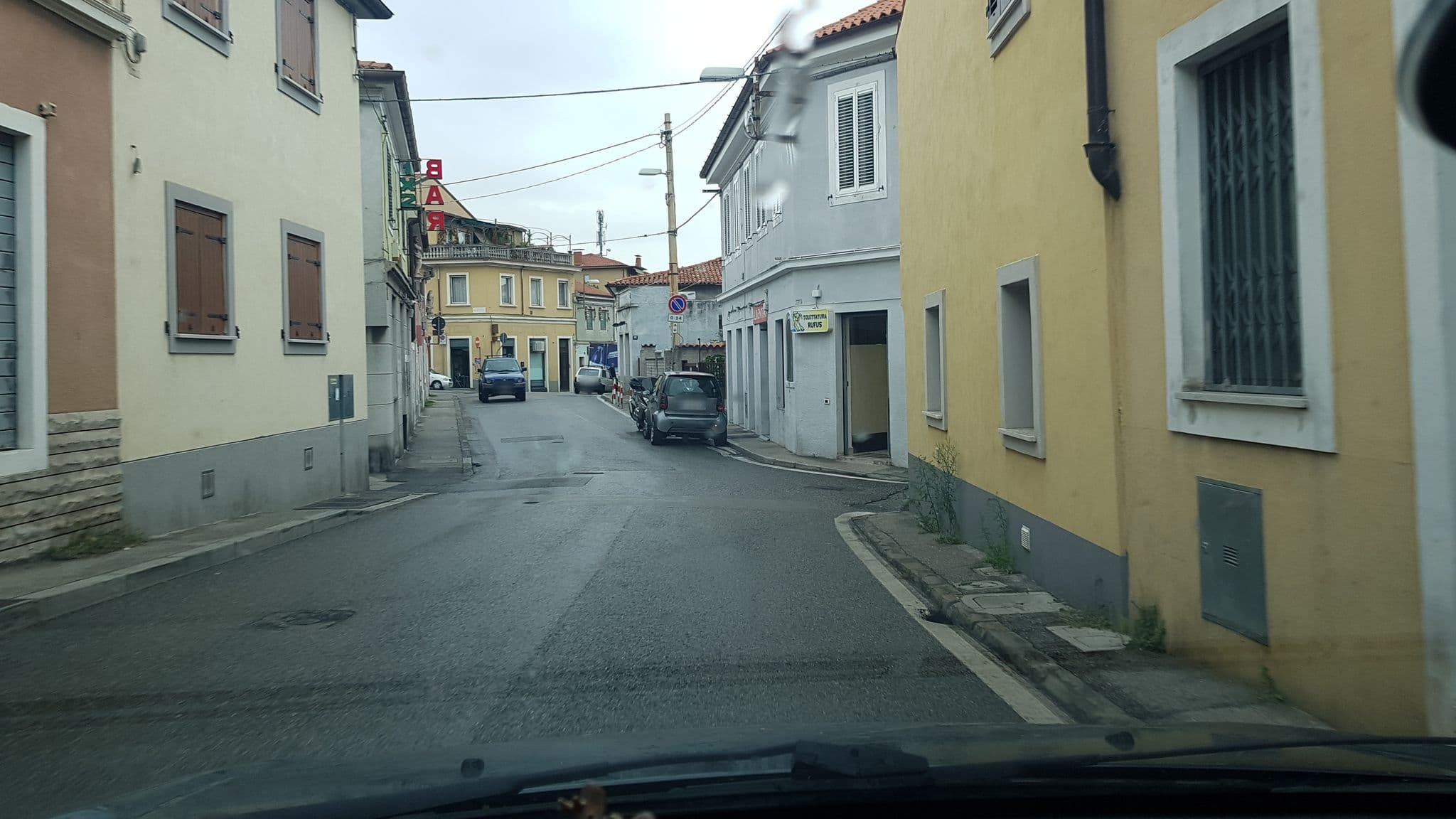 Street view near Affittacamere "Al 106", Muggia — © igorzo (CC BY-SA · Mapillary)
