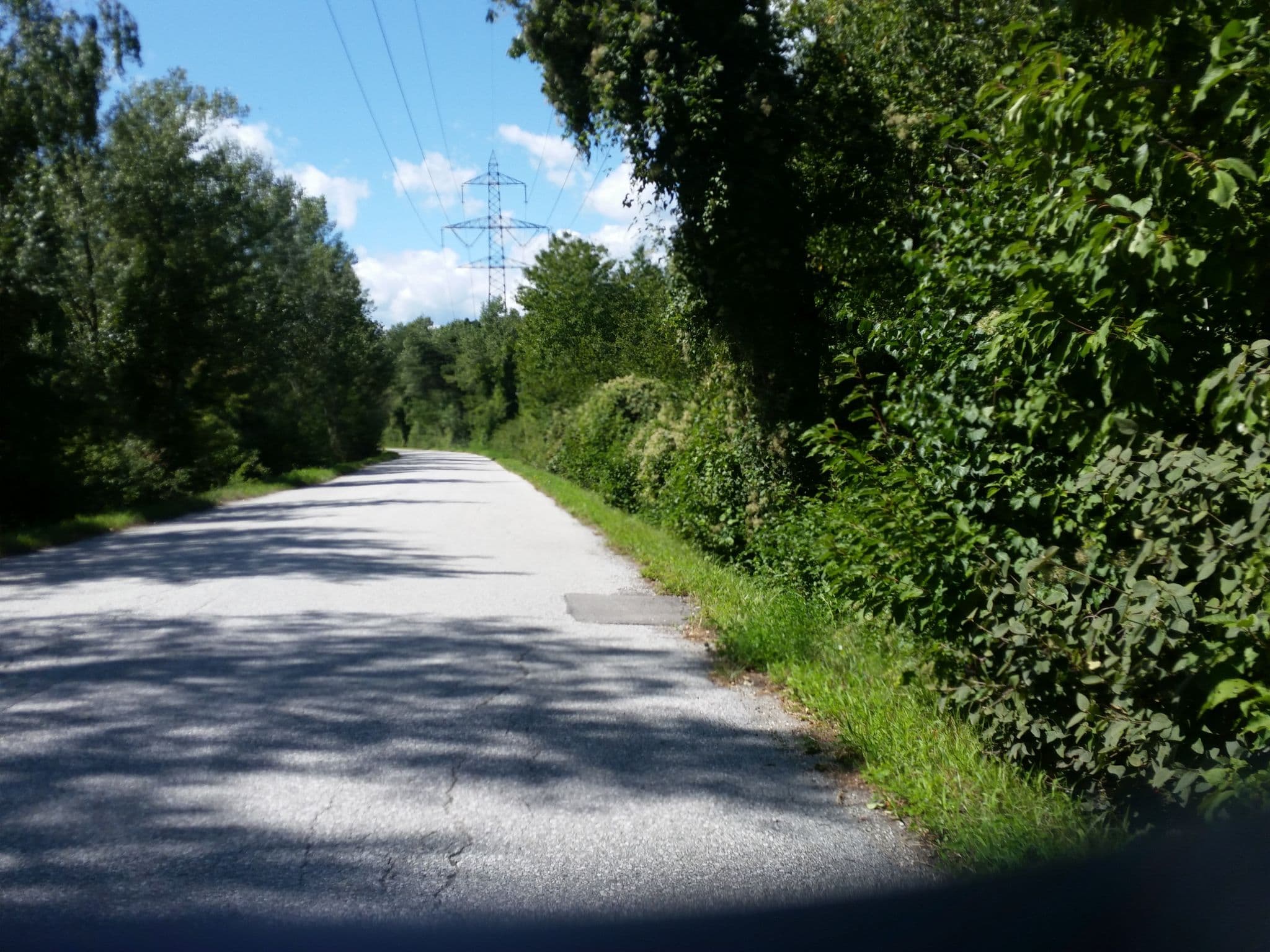 Street view near Camping Sedunum, Conthey — © keigan (CC BY-SA · Mapillary)
