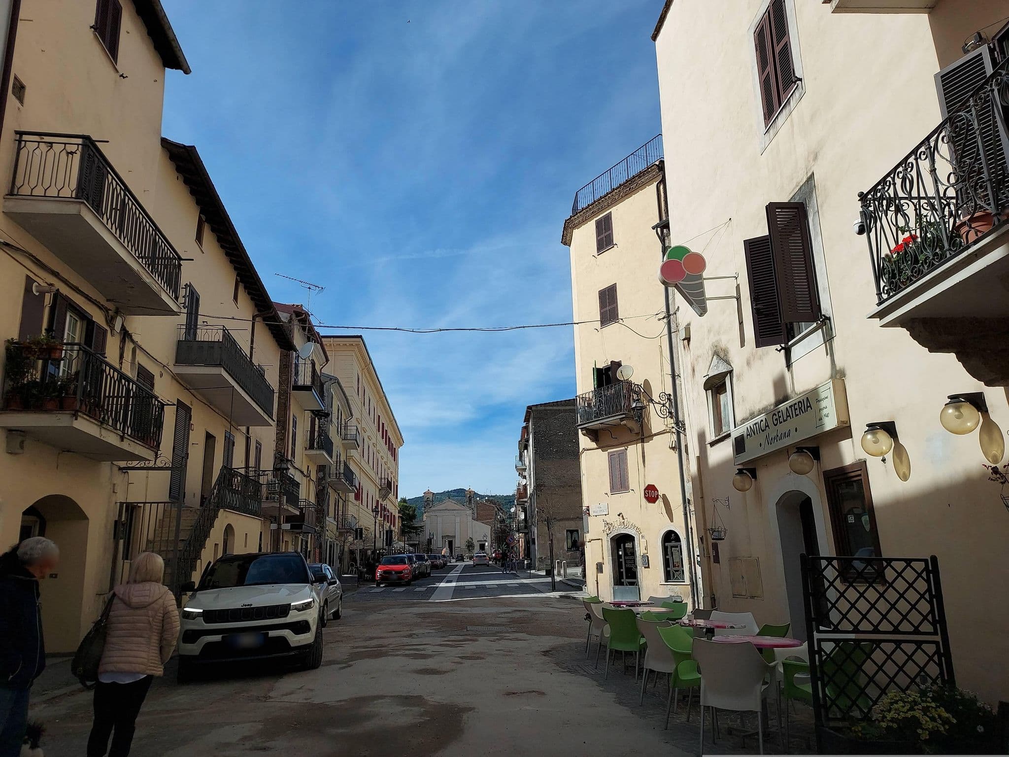 Street view near Le Fate del Lago, Norma — © odiug (CC BY-SA · Mapillary)