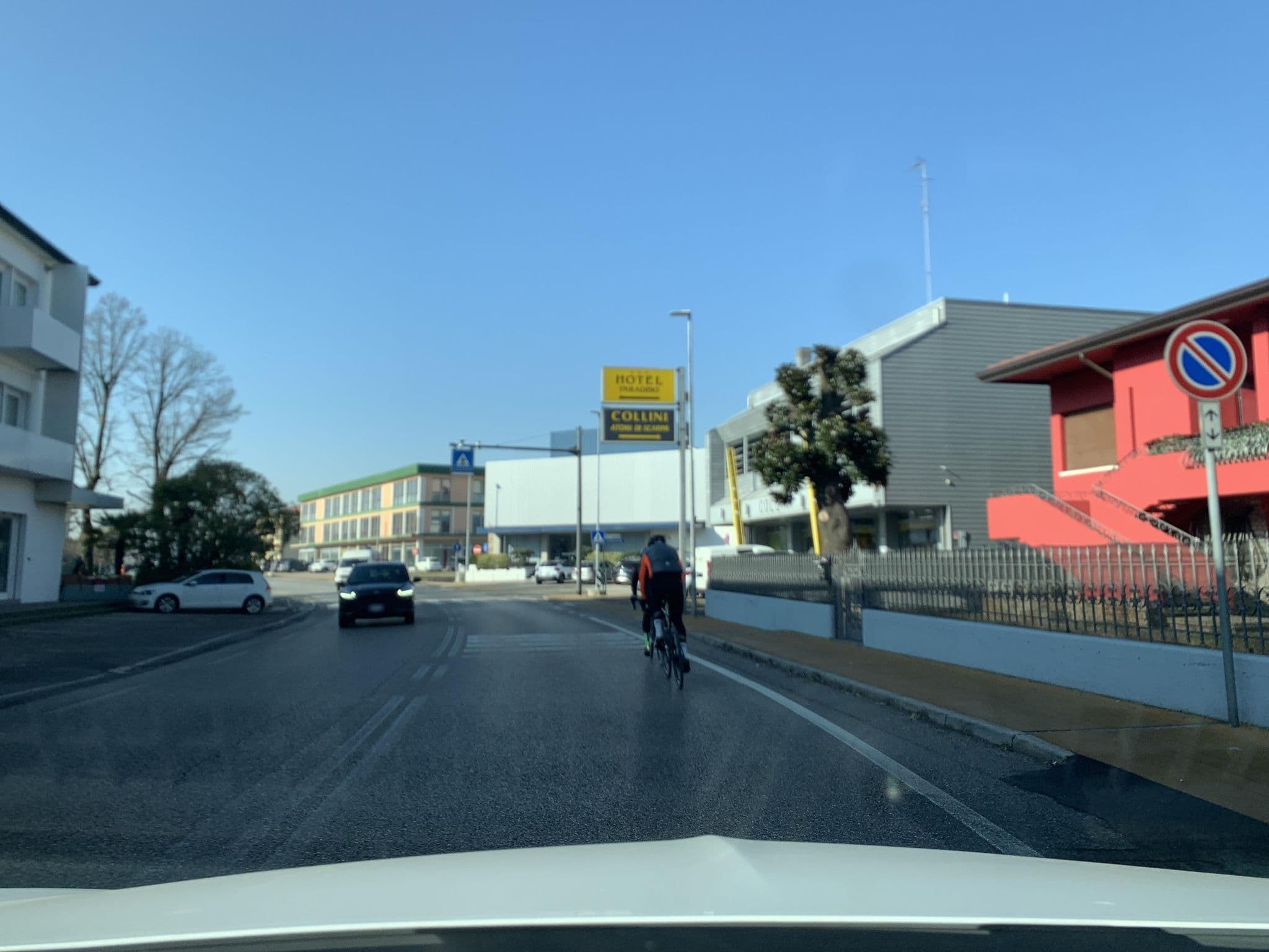 Street view near HOTEL VILLA REALE, Oltre Brenta — © Eddy93 (CC BY-SA · Mapillary)