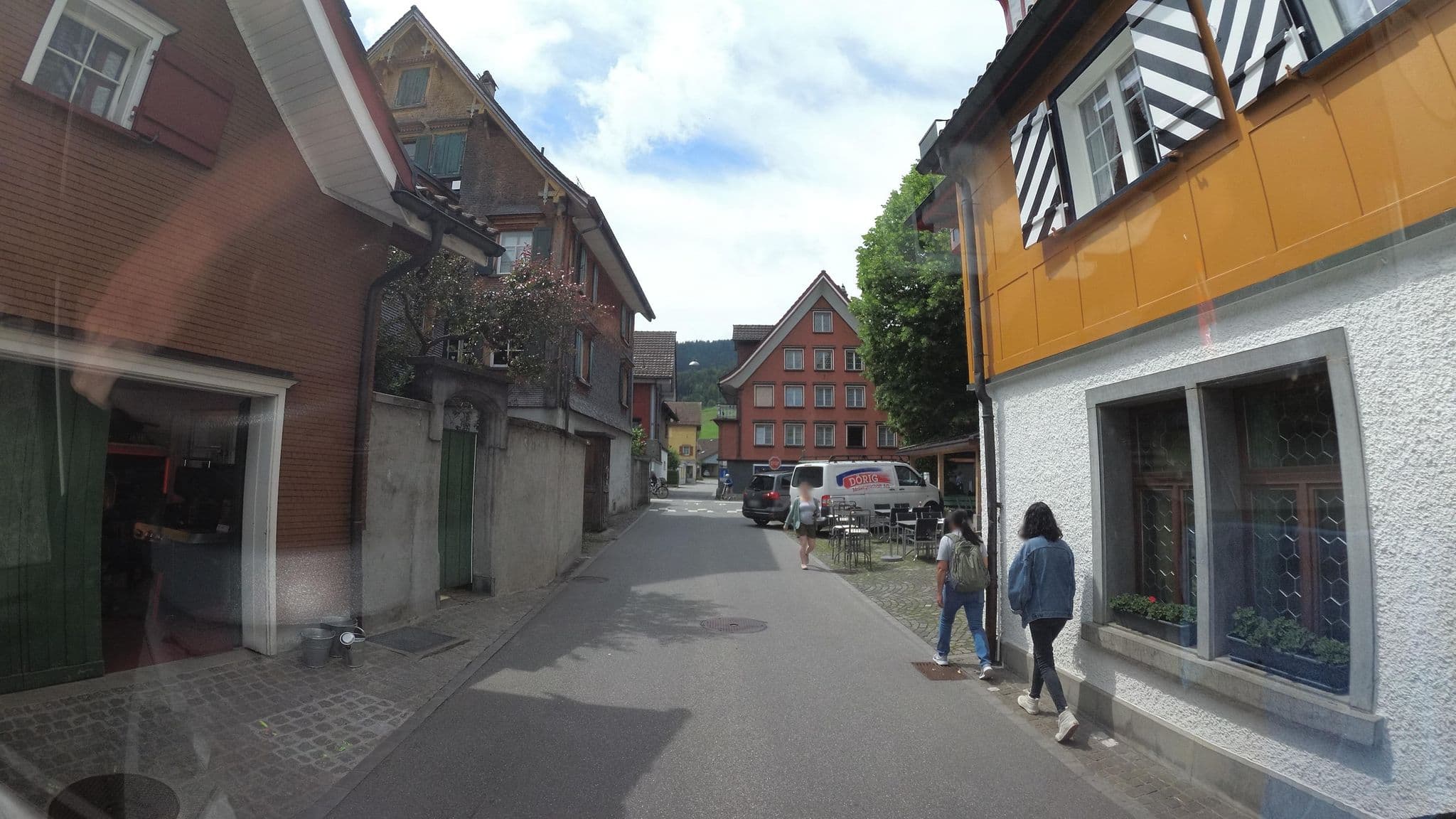 Street view near Gasthaus Hof, Appenzell — © teddy73 (CC BY-SA · Mapillary)