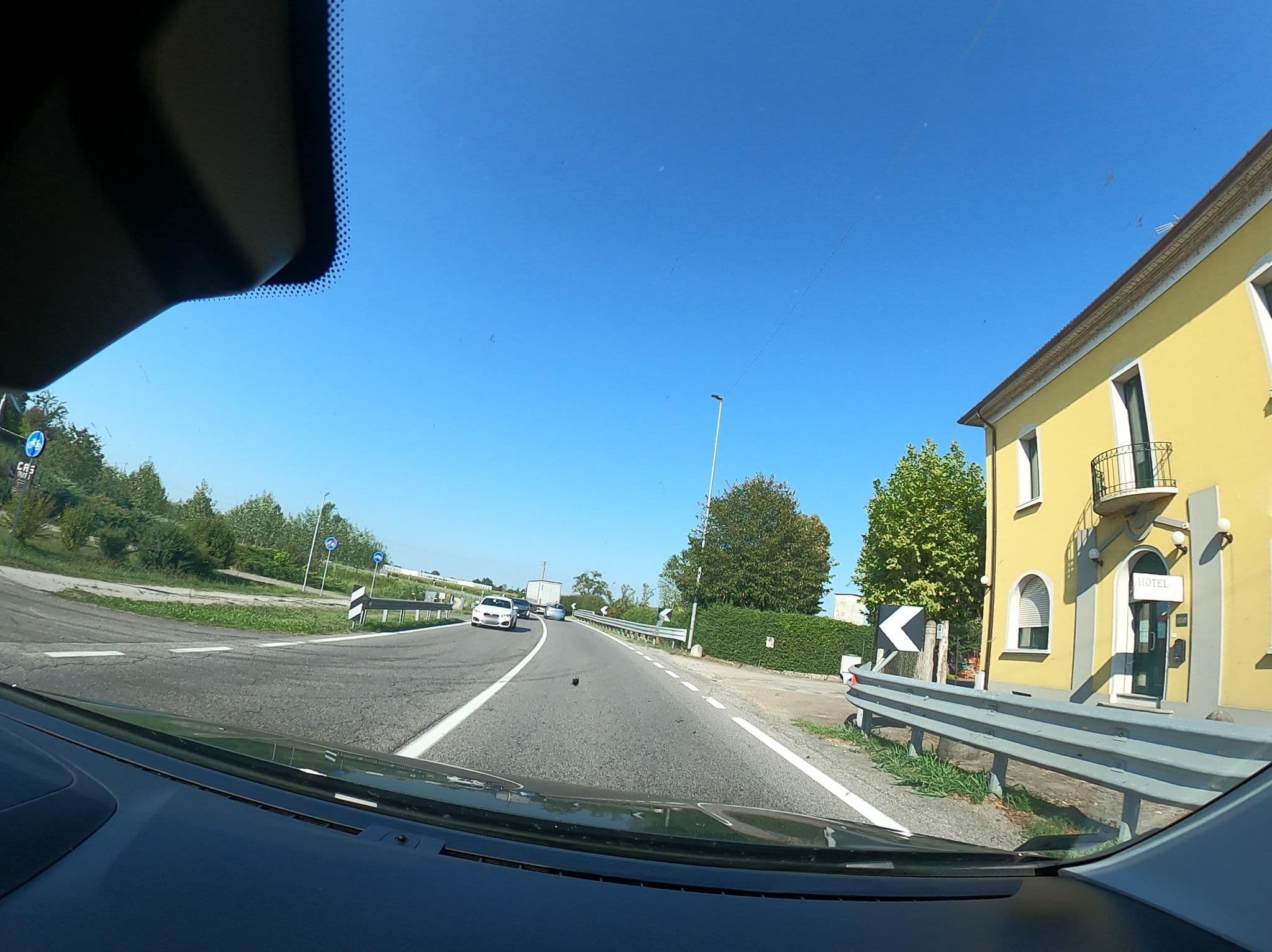 Street view near Hotel La Pendola, Ozzero — © vst (CC BY-SA · Mapillary)
