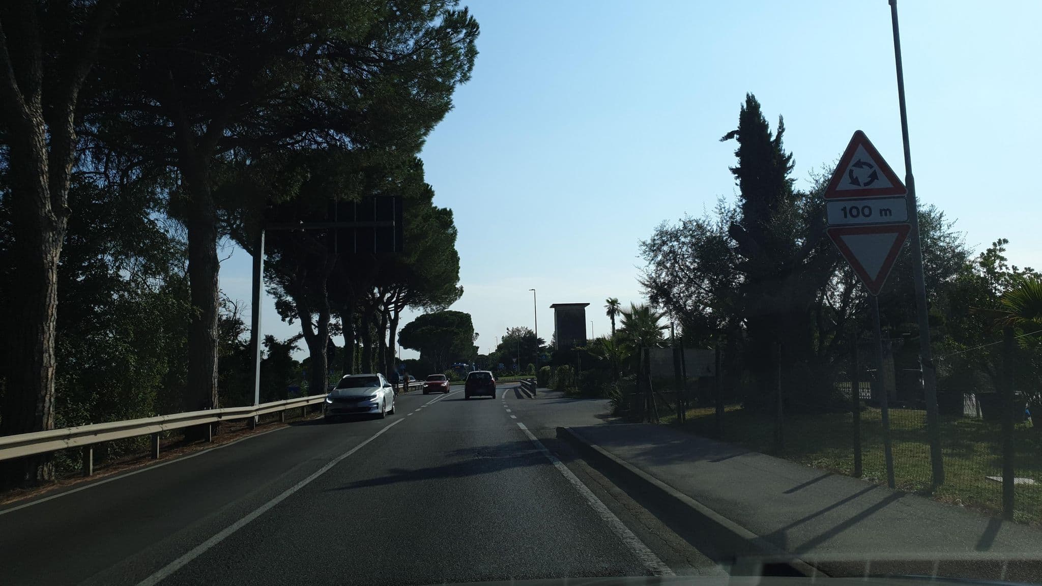 Street view near Colombaia Village, Padenghe sul Garda — © jopparn (CC BY-SA · Mapillary)