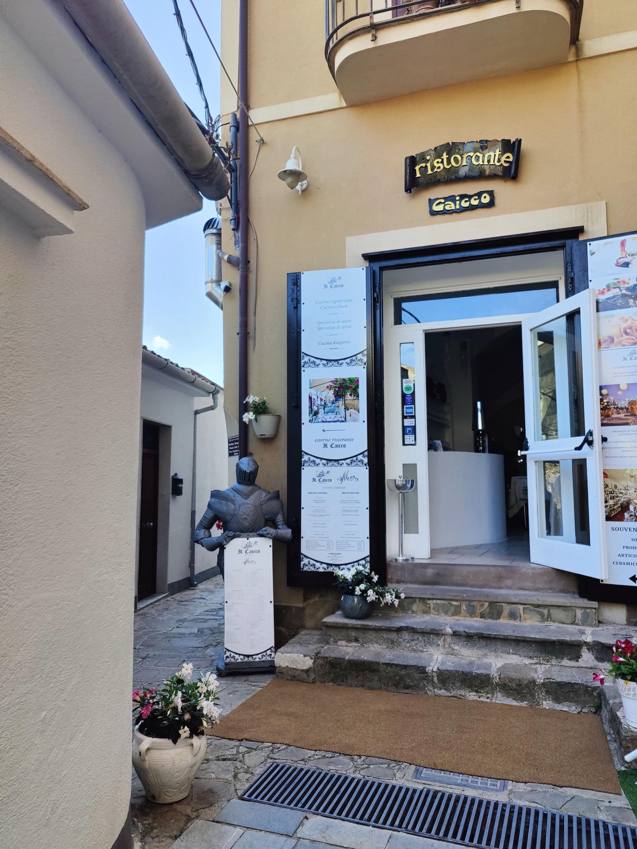 Street view near De Gulia Charme and Relax, San Marco — © elgolfo (CC BY-SA · Mapillary)