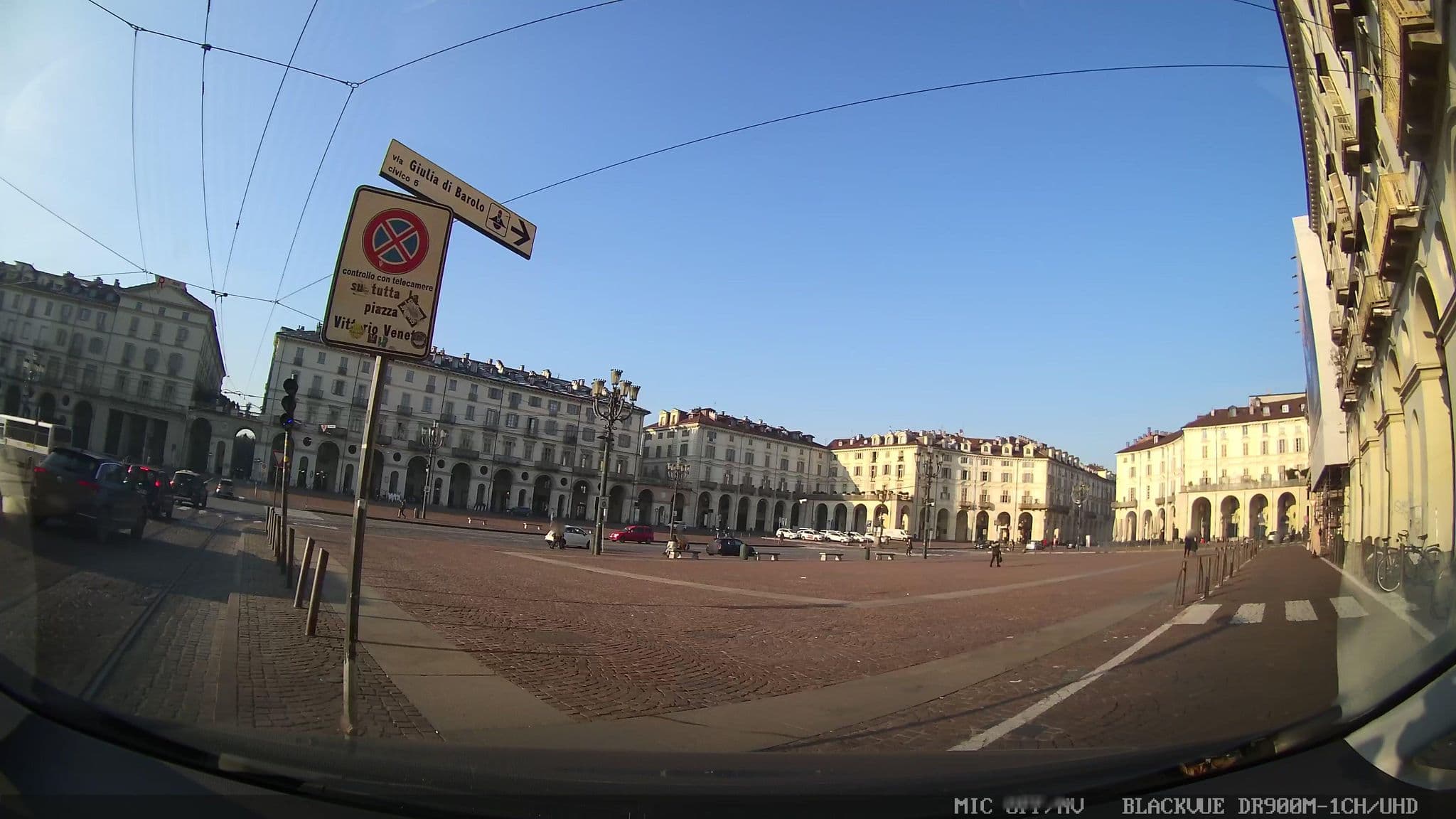 Street view near Piazza Vittorio Suites, Circoiscrizione I — © canfe (CC BY-SA · Mapillary)