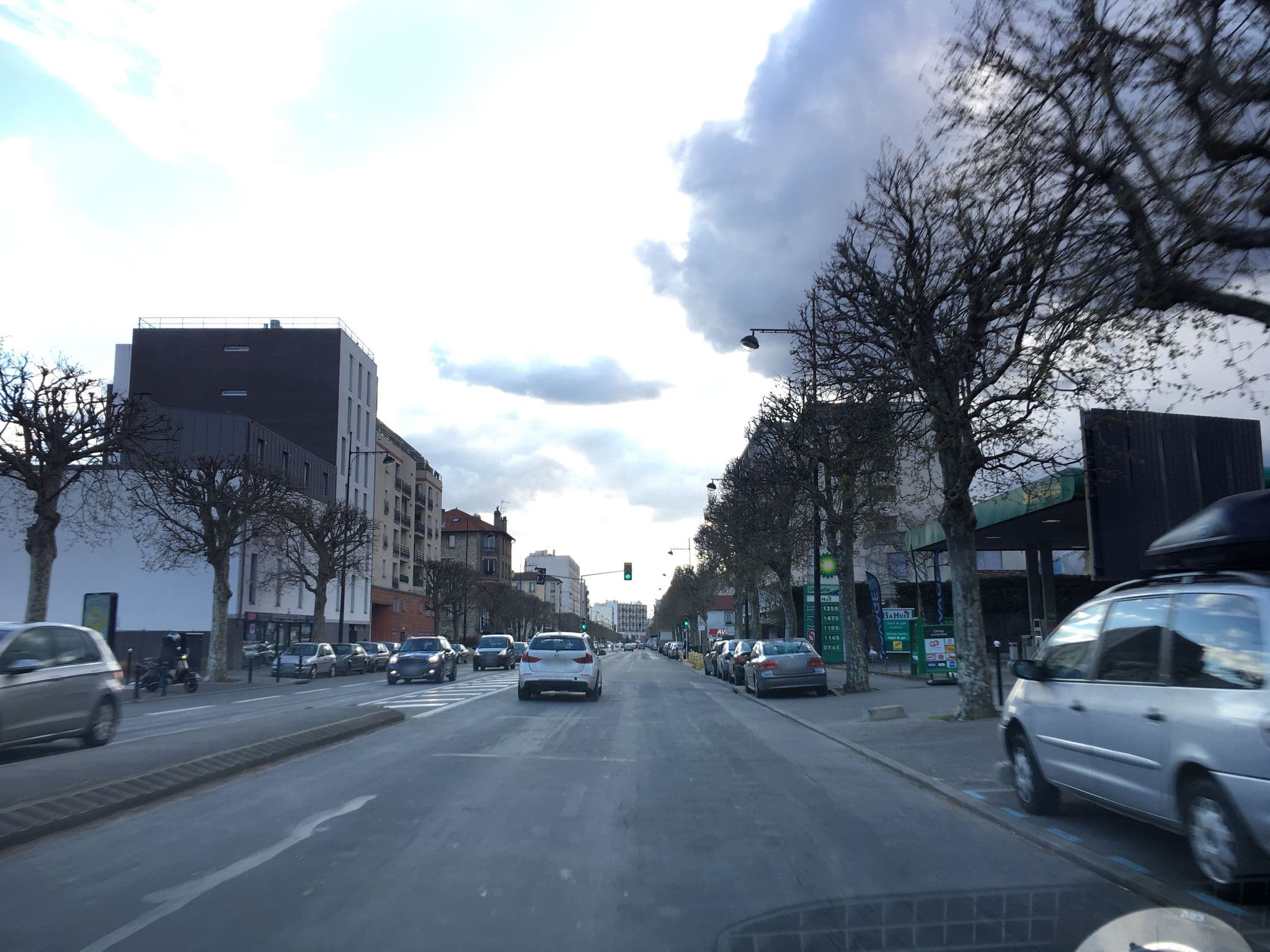 Street view near Hotel Residence LE TREMBLAY, Champigny-sur-Marne — © cquest (CC BY-SA · Mapillary)