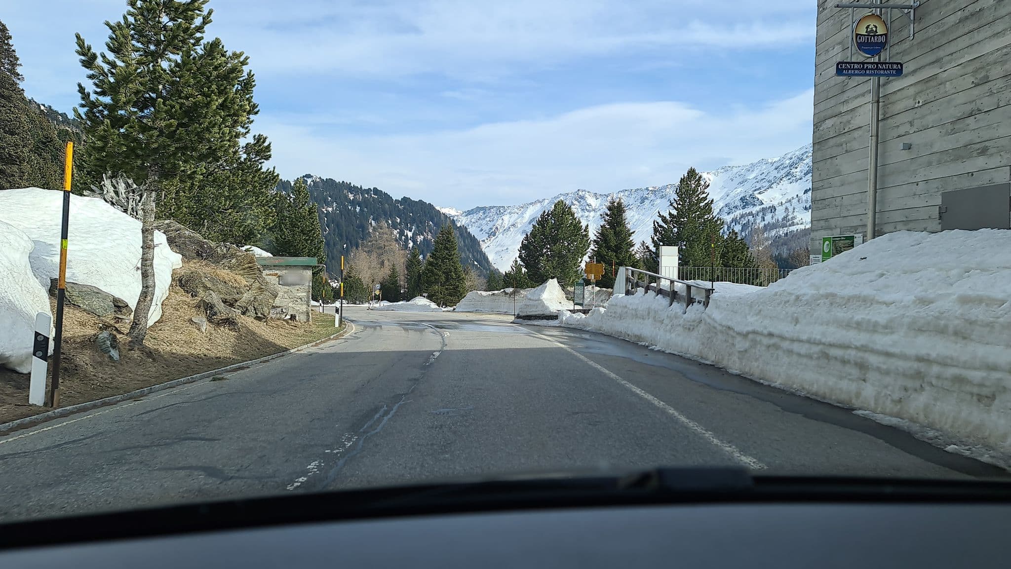 Street view near Centro Pro Natura Lucomagno, Faido — © alexanderar (CC BY-SA · Mapillary)